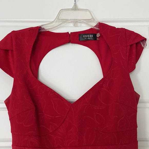 $10 only work once red floral print cocktail dress! - Picture 3 of 11